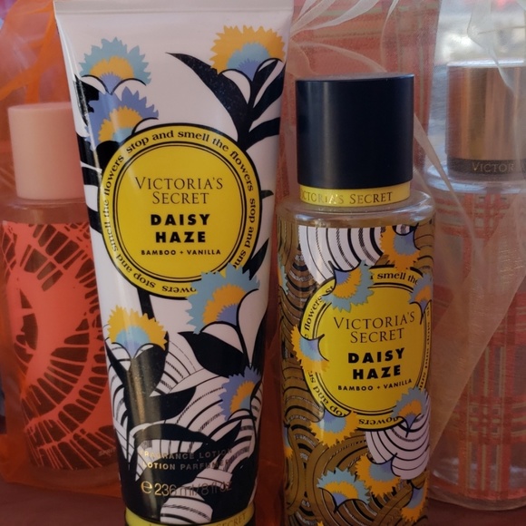 Victoria's Secret | Other | Victorias Secret Daisy Haze Mist And Lotion Set | Poshmark